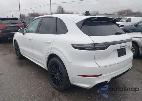 2021 Porsche Cayenne Gts z USA, uszkodzony, nr VIN WP1AG2AY9MDA34306